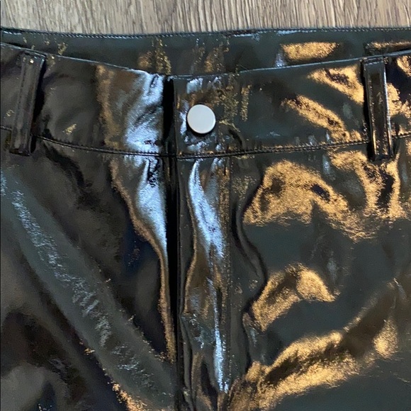 Pleather shiny pants - Picture 2 of 3